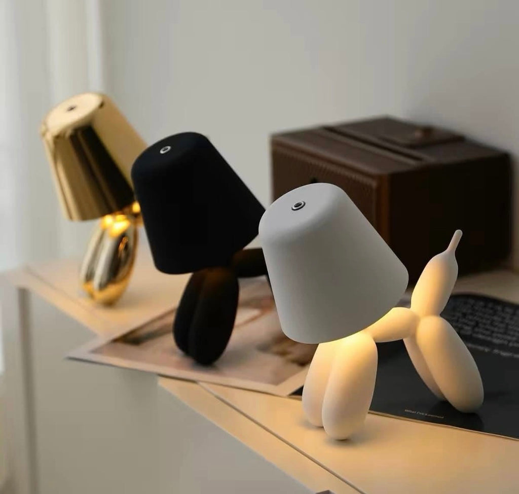 Balloon dog lamp
